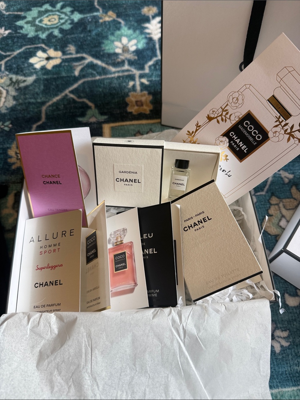 CHANEL Assorted Scent Gift Set
